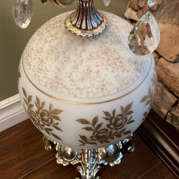 Vintage, Style, Italian Table/ Floor Lamp, Gold motif on white MCM - Picture 4 of 17